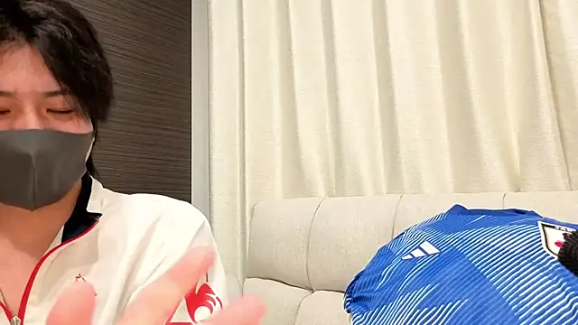 CHROME-kun925 – webcam-show