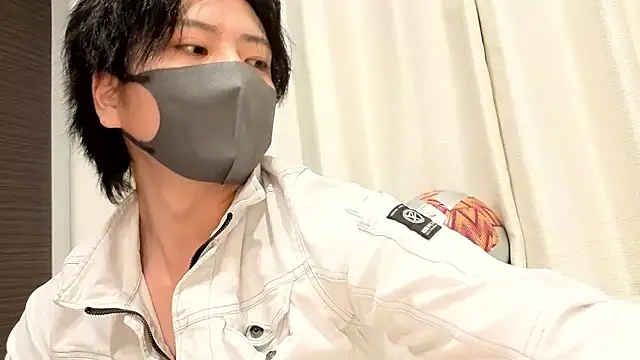 Show modela CHROME-kun925 na web-kameri