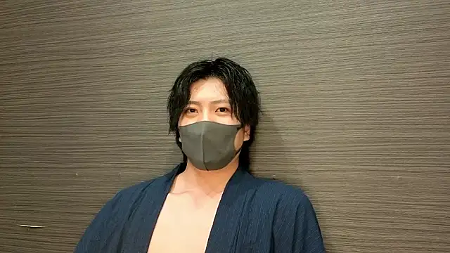 Show modela CHROME-kun925 na web-kameri
