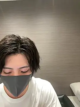 Show modela CHROME-kun925 na web-kameri