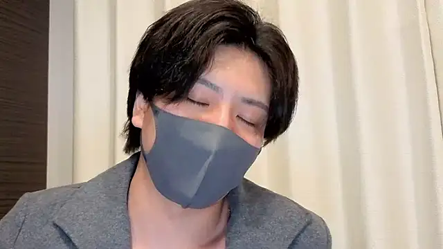 Show modela CHROME-kun925 na web-kameri