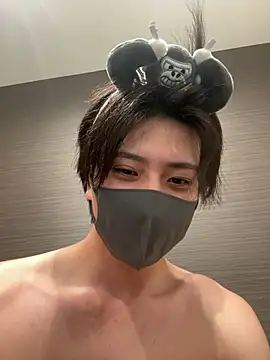 Show modela CHROME-kun925 na web-kameri