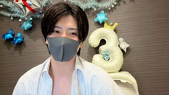 CHROME-kun925 在線直播表演