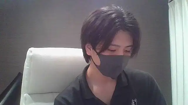 CHROME-kun925 在線直播表演