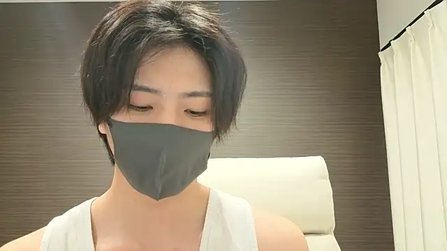 CHROME-kun925 在線直播表演