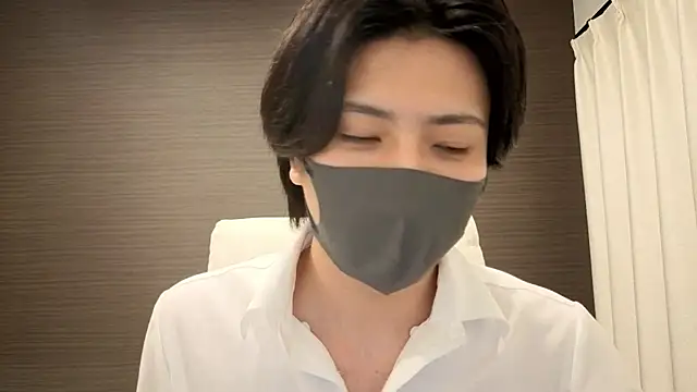 CHROME-kun925 在線直播表演