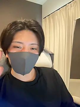 Show modela CHROME-kun925 na web-kameri