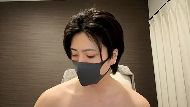 CHROME-kun925 在線直播表演