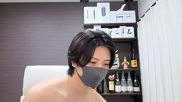 CHROME-kun925 在線直播表演