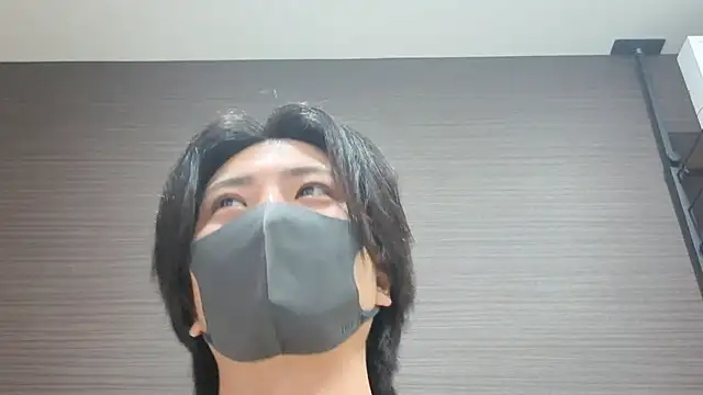 Show modela CHROME-kun925 na web-kameri