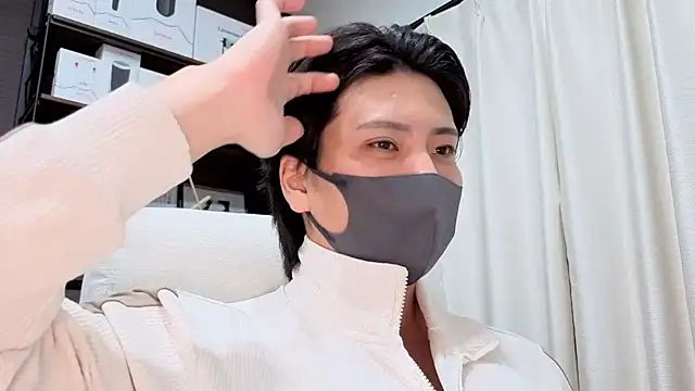 CHROME-kun925 在線直播表演