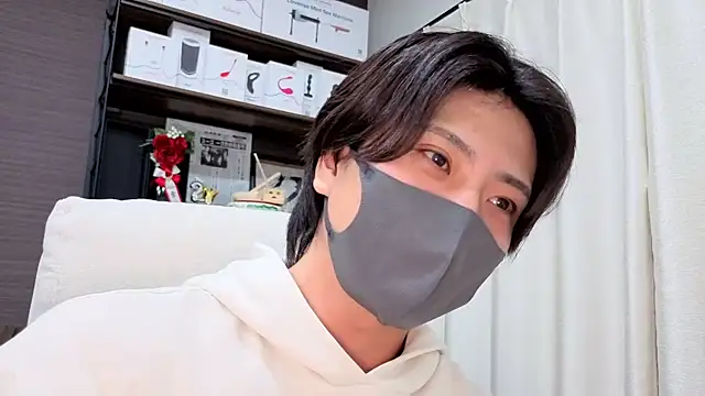 Show modela CHROME-kun925 na web-kameri