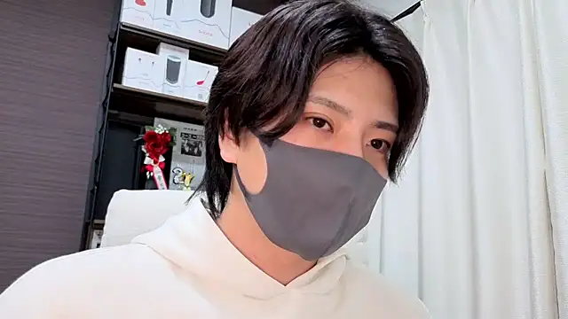 CHROME-kun925 在線直播表演