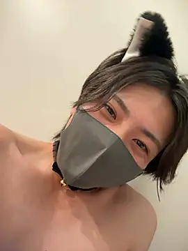 Show modela CHROME-kun925 na web-kameri
