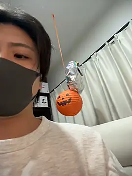 CHROME-kun925 在線直播表演