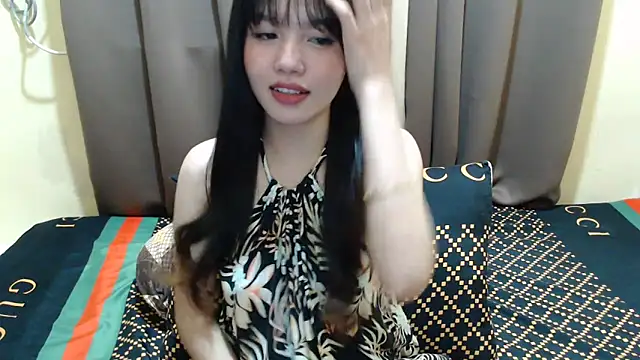 x_brittany_x's Webcam Show