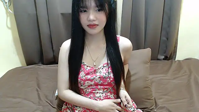 x_brittany_x's Live XXX Chat