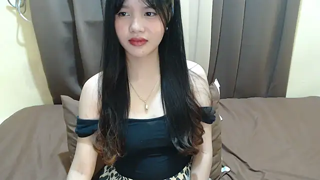 x_brittany_x's Live XXX Chat
