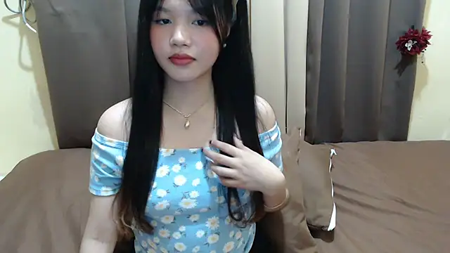 x_brittany_x Adlı Modelin Web Kamerası Şovu