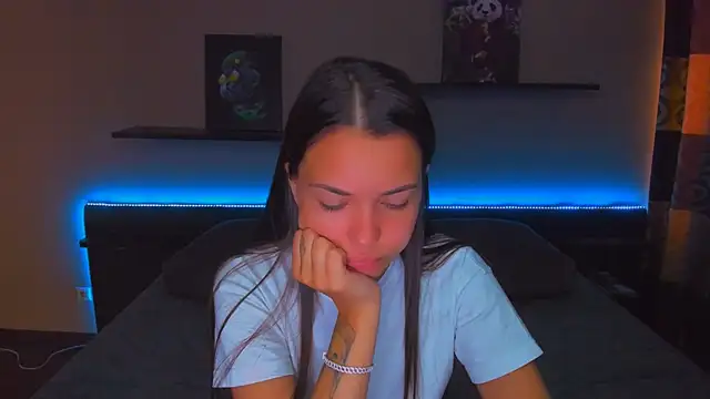 AlexaBarkley Chat XXX in diretta