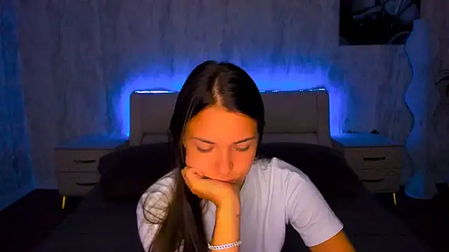 AlexaBarkley élő XXX-chatje
