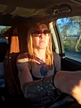 SheIsSomething's Webcam Show