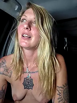 Show Webcam de SheIsSomething