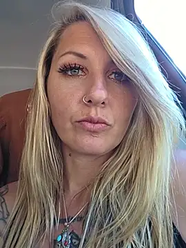Show Webcam de SheIsSomething