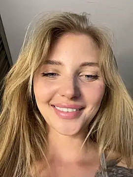 Candy-Love2's Live XXX Chat