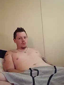 Pertunjukan Kamera Web xXxXxCatDaddyxXxXx