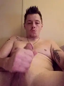 הופעת וובקאם של xXxXxCatDaddyxXxXx