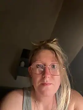 Webkamerová show stormyybabe