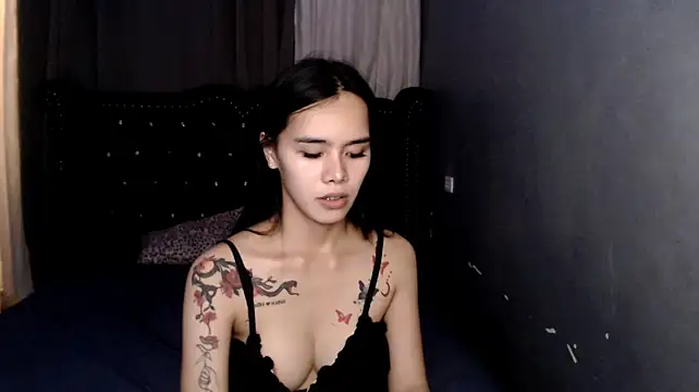 shecutie69's Webcam Show