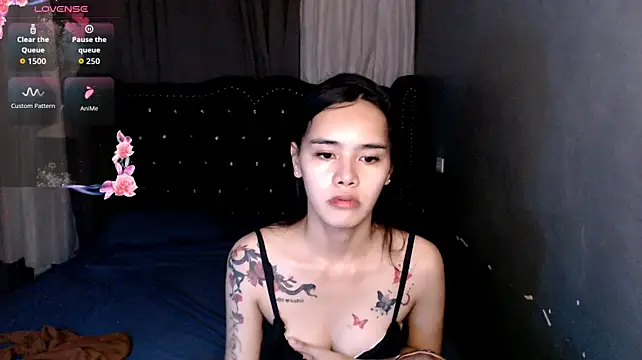 shecutie69 网络视讯表演