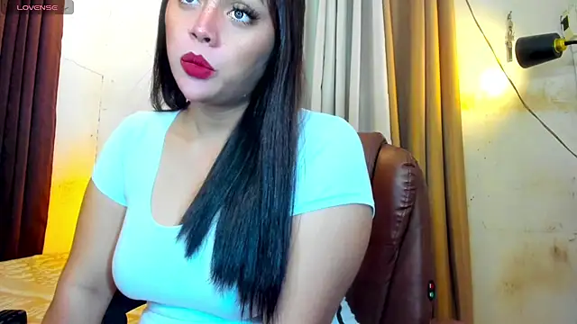 Sweet_Khimmy's Webcam Show