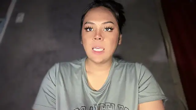 Sweet_Khimmy's Webcam Show
