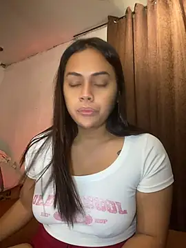 Show de Sweet_Khimmy na webcam