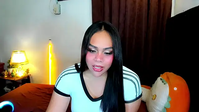 Sweet_Khimmy Show in webcam