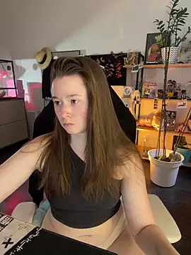sweetest_pie Adlı Modelin Canlı XXX Sohbeti