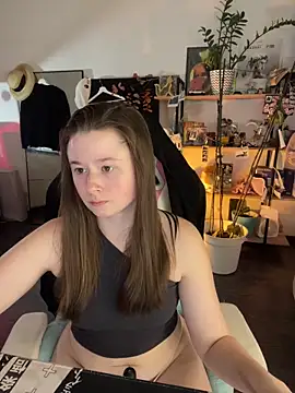 sweetest_pie Adlı Modelin Canlı XXX Sohbeti