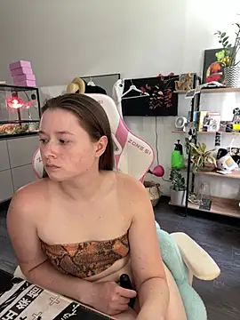 sweetest_pie live XXX chat