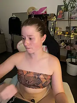 sweetest_pie's Webcam Show