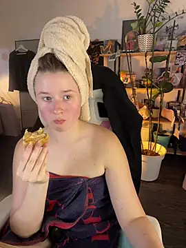 sweetest_pie Chat XXX in diretta