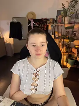 sweetest_pie's Live XXX Chat