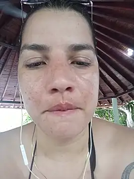 carmesix Show in webcam