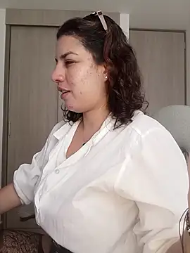 carmesix Adlı Modelin Canlı XXX Sohbeti