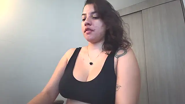 Chatroom XXX en direct de carmesix