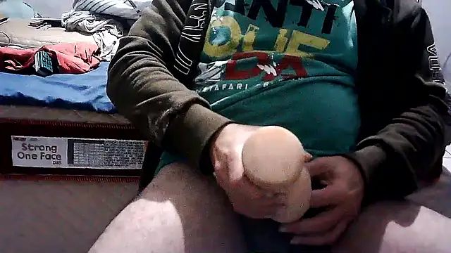 eduar570's Webcam Show