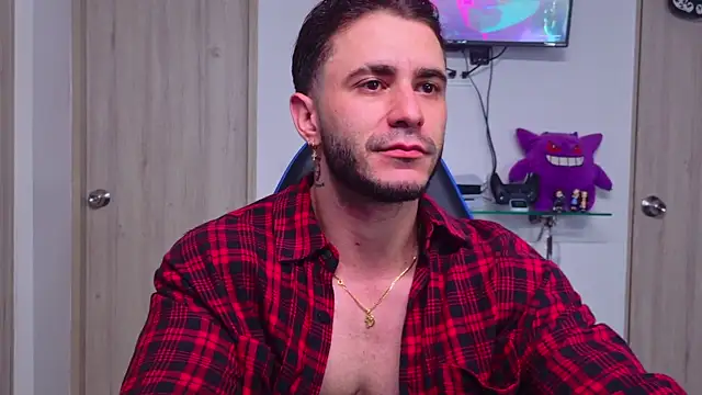 Latino_stud4u webkamerás műsora