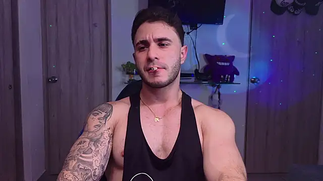 Show de webcam de Latino_stud4u